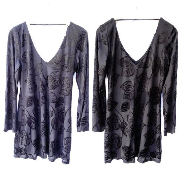 Gorgeous‎ Black Dress - Picture 2 of 9